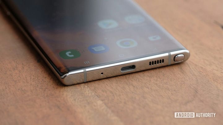 Лучшие телефоны с боковыми дисплеями: Samsung, OnePlus, Huawei и другие!